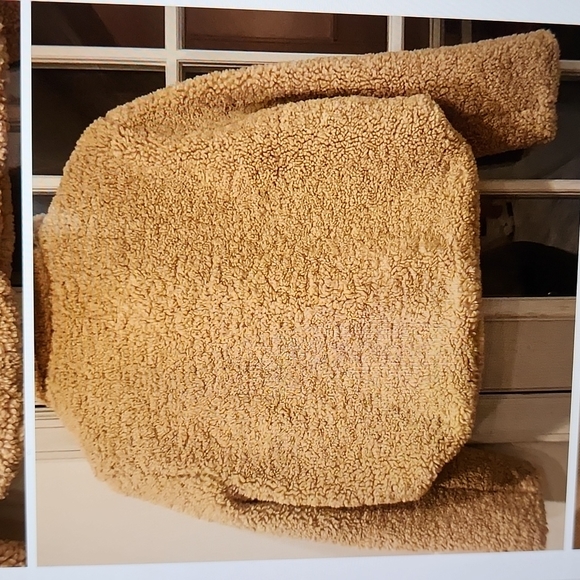 Zara LIKE NEW Sherpa Jacket Size S - Picture 3 of 7